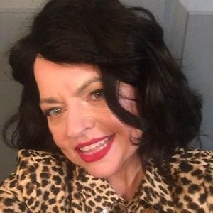 Meet your Posher, Rhonda